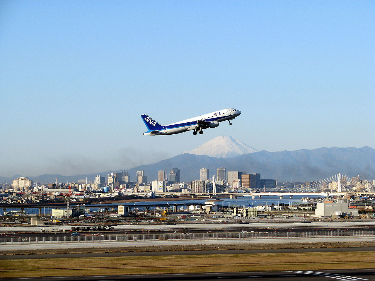 飛行機写真の館 壁紙館 日本のエアライン