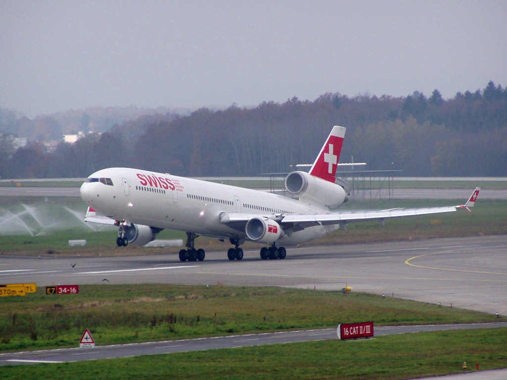 md11_zrh_takeoff.jpg